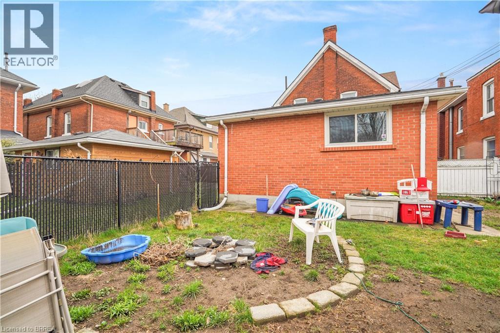 10 Henrietta Street, Brantford, Ontario  N3T 3Y9 - Photo 33 - 40820247