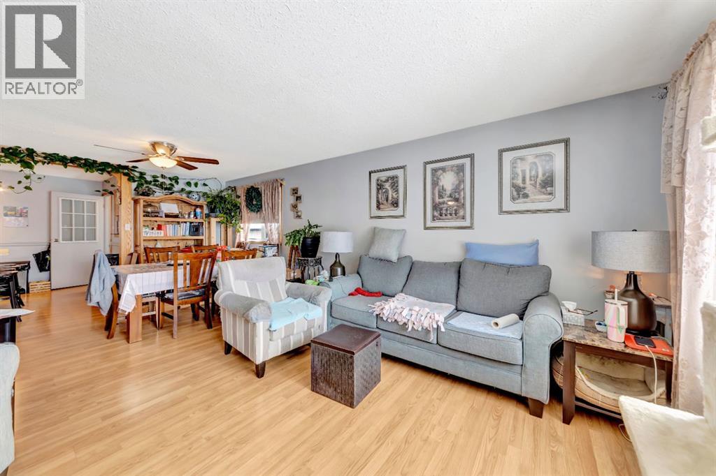 3803 57 Avenue, Lloydminster, Alberta  T9V 1Z5 - Photo 5 - A2302525