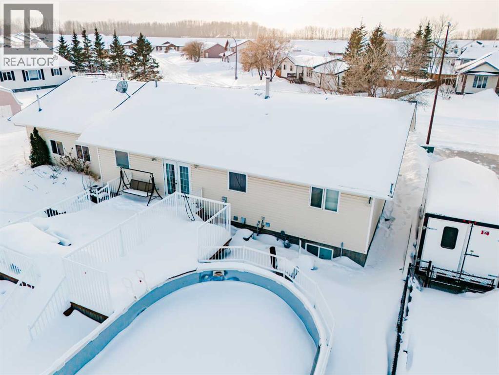 9105 Forest Street, La Crete, Alberta  T0H 2H0 - Photo 3 - A2292436