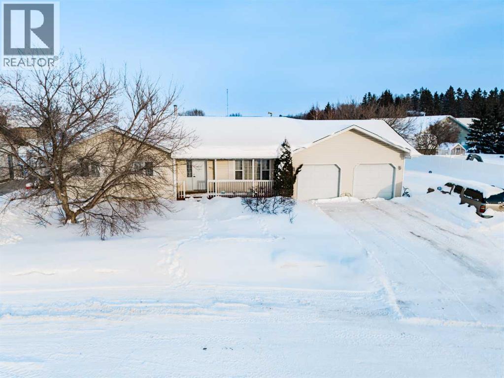 9105 Forest Street, La Crete, Alberta  T0H 2H0 - Photo 1 - A2292436