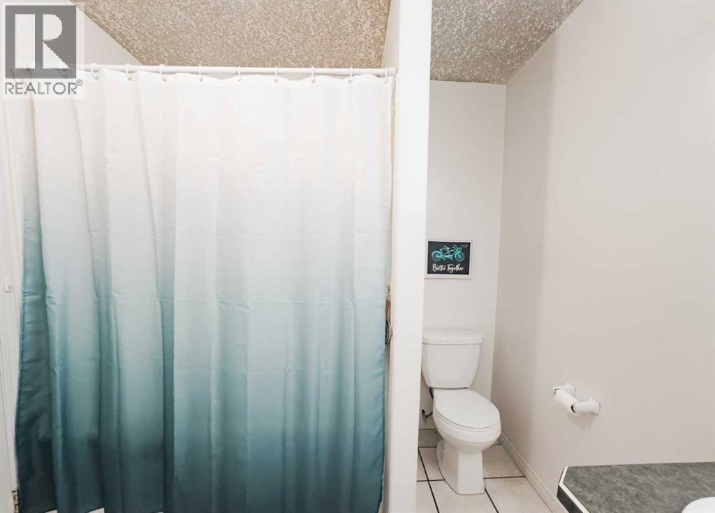 9105 Forest Street, La Crete, Alberta  T0H 2H0 - Photo 18 - A2292436