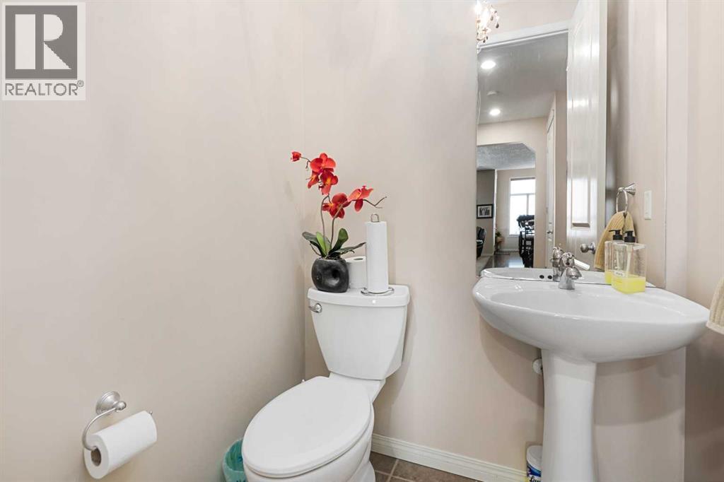 79 Pantego Way Nw, Calgary, Alberta  T3k 0K6 - Photo 20 - A2292908