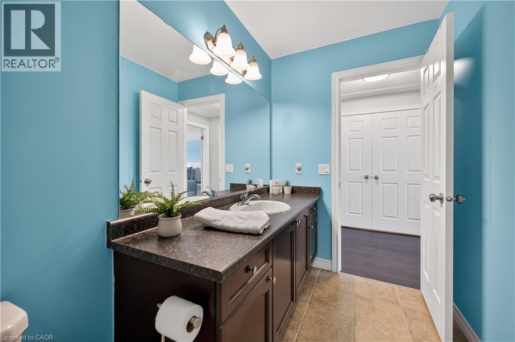 300 Pinehill Drive, Stoney Creek, Ontario  L0R 1P0 - Photo 34 - 40816157