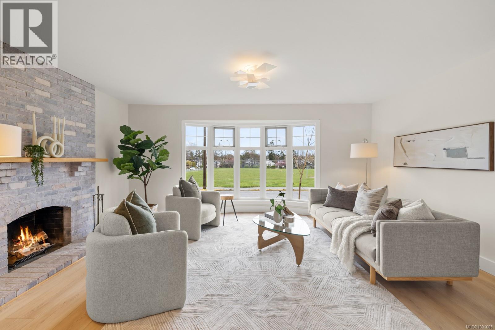 916 Monterey Ave, Oak Bay, British Columbia