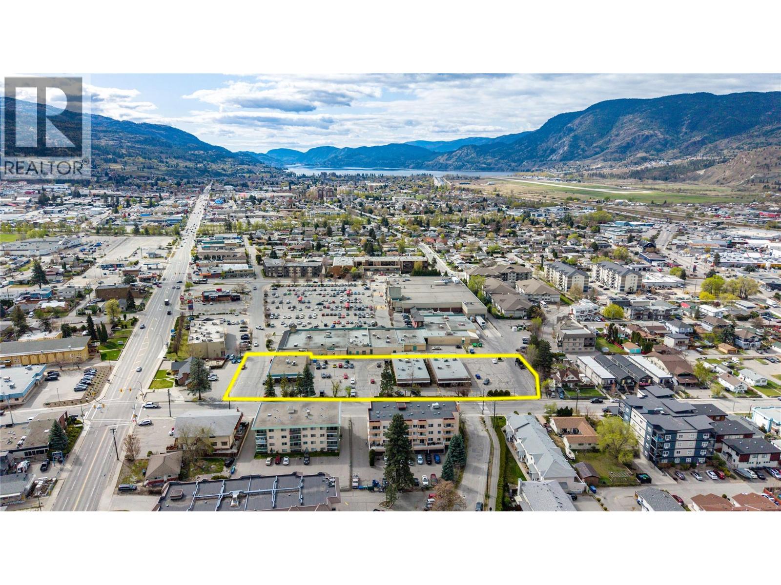 40 Calgary Avenue Penticton Photo 2