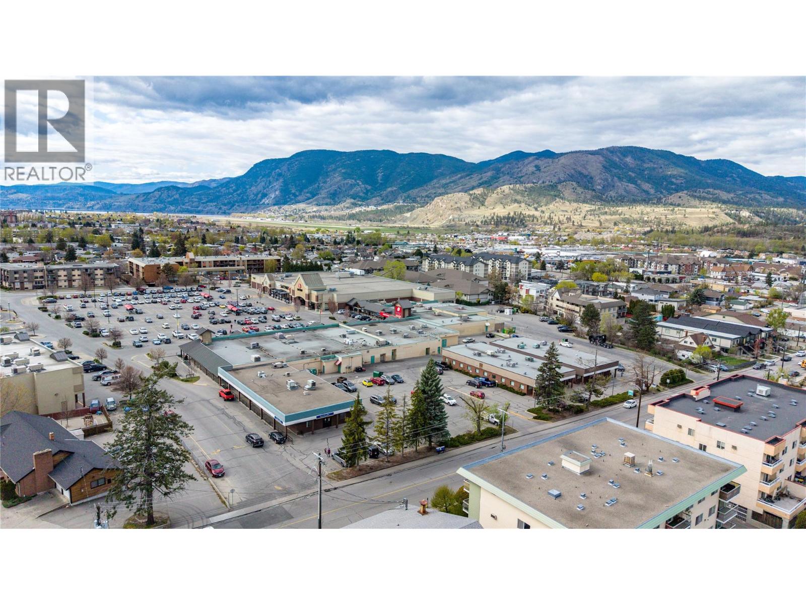 40 Calgary Avenue Penticton Photo 3