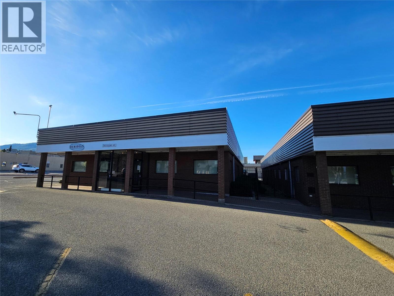 40 Calgary Avenue Penticton Photo 24