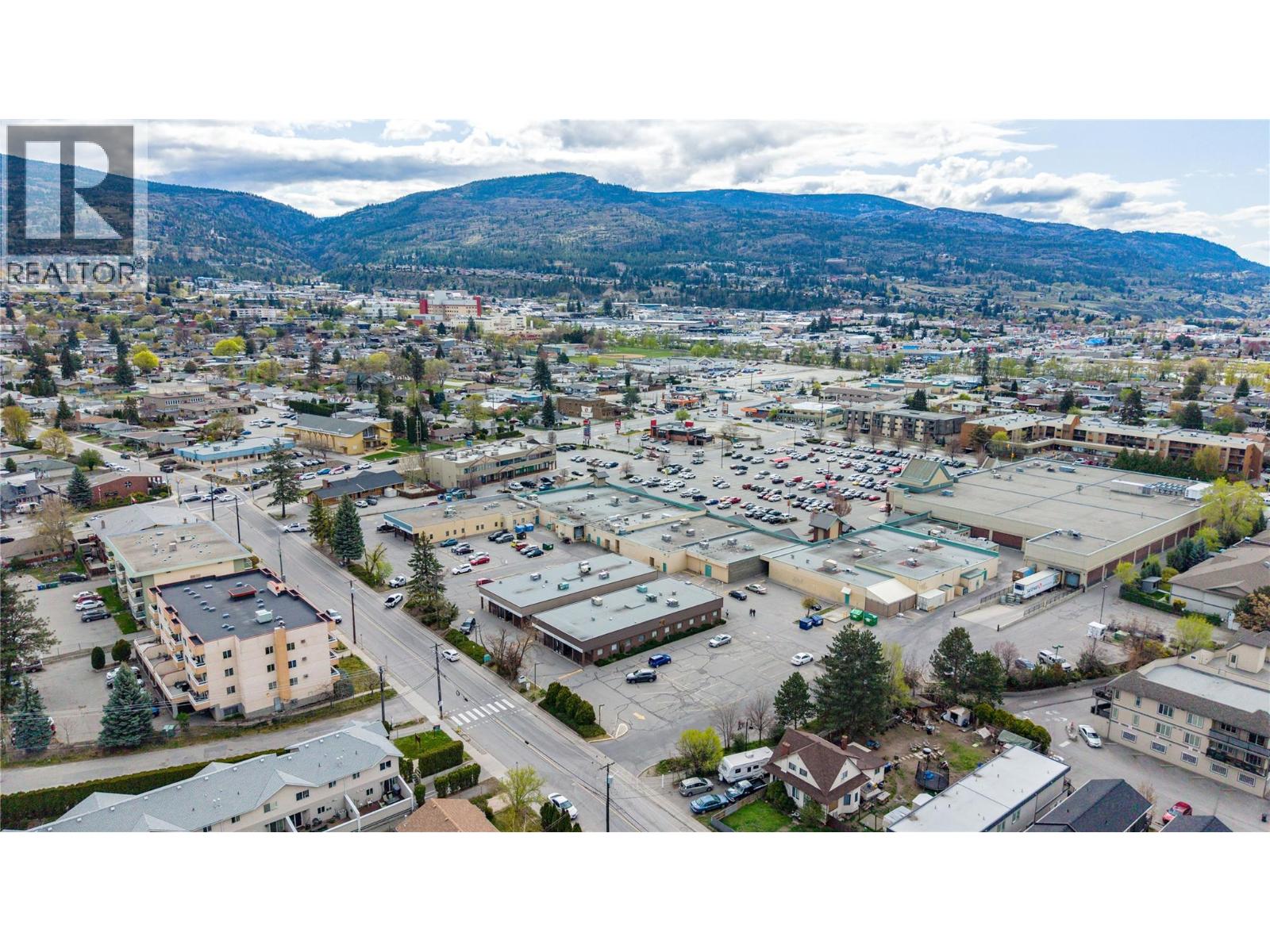 40 Calgary Avenue Penticton Photo 8