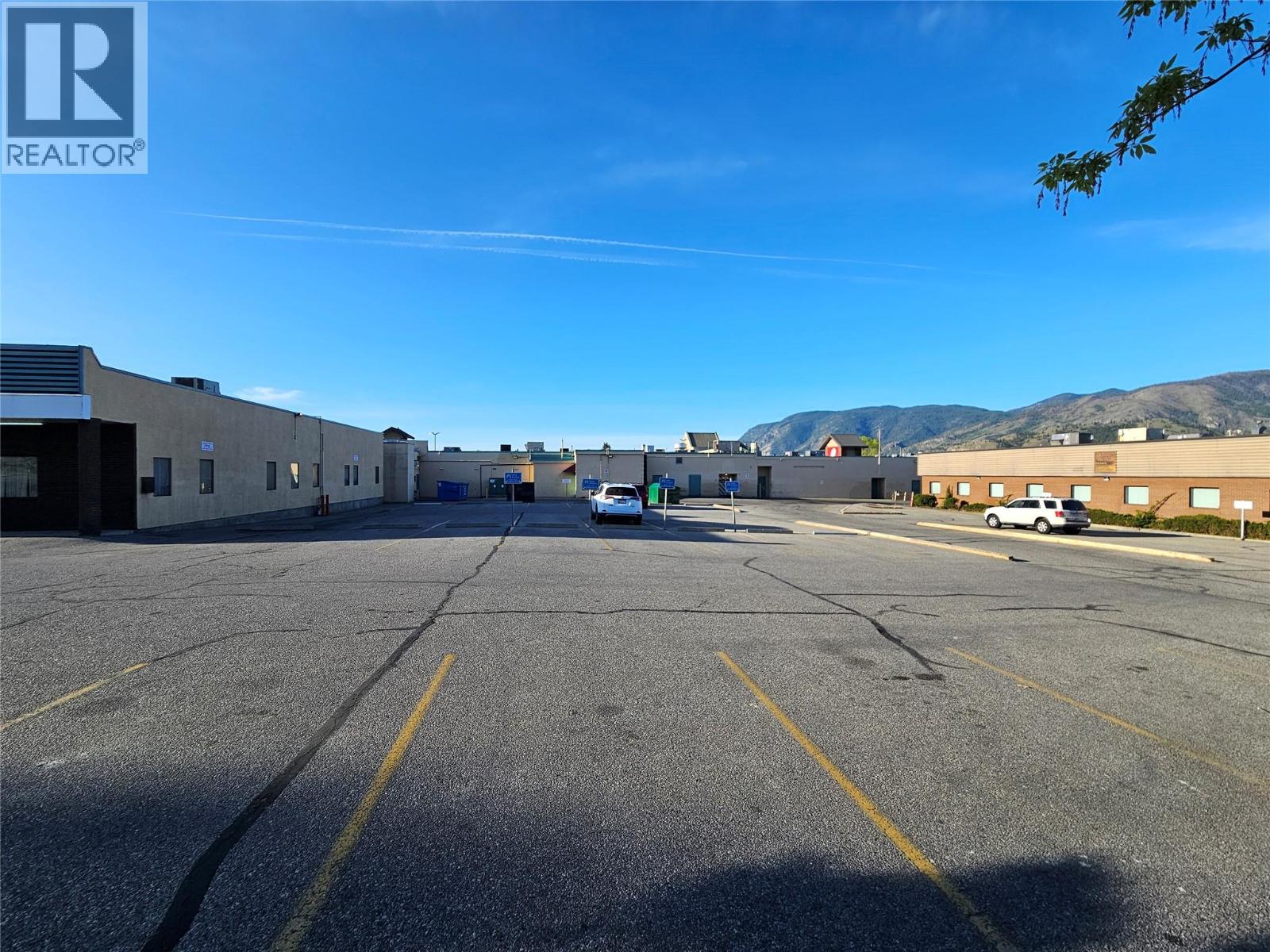 40 Calgary Avenue Penticton Photo 16