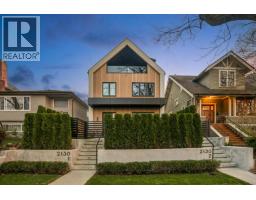 2 2130 E 2 AVENUE, Vancouver, British Columbia