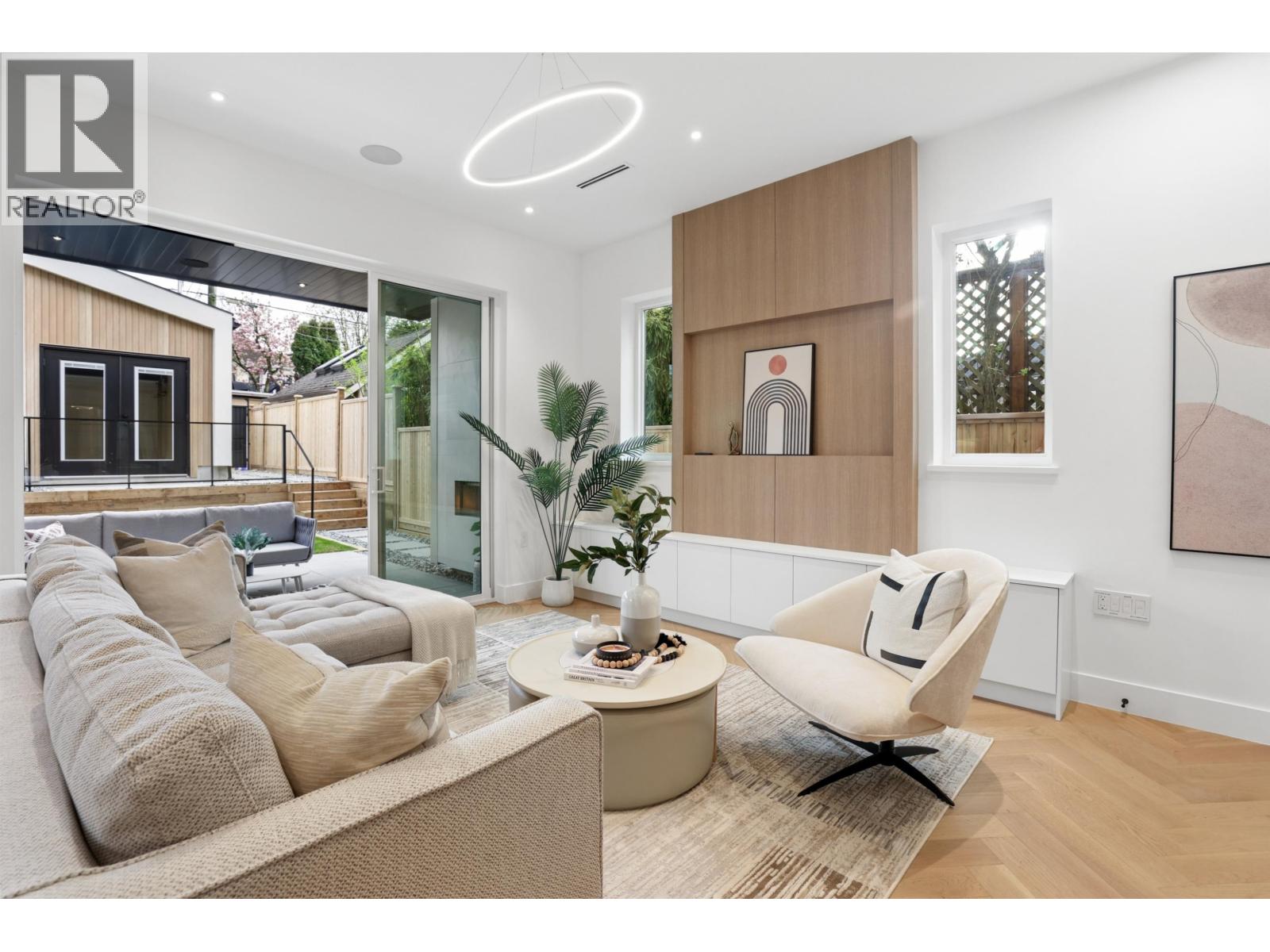 2 2130 E 2 Avenue, Vancouver, British Columbia  V5N 1E8 - Photo 11 - R3113336