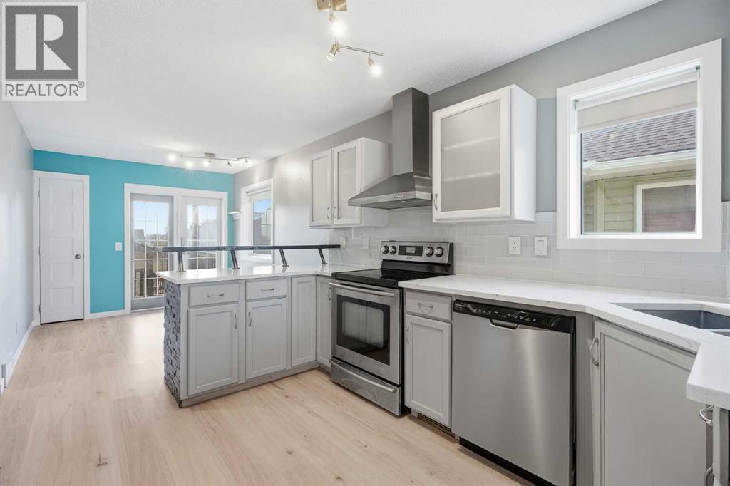 28 Covington Close NE, Calgary, Alberta  T3K 4M2 - Photo 10 - A2300484