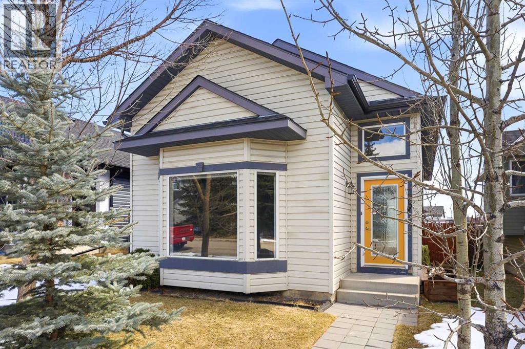 28 Covington Close NE, Calgary, Alberta  T3K 4M2 - Photo 3 - A2300484