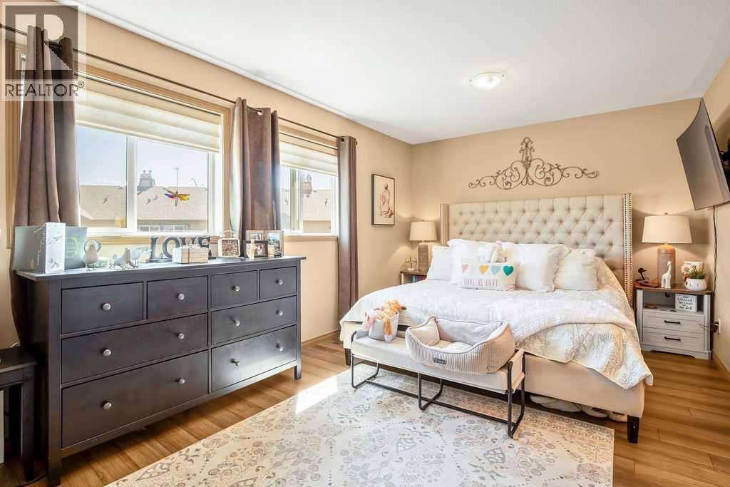 49 Spring Meadows Bay, Okotoks, Alberta  T1S 2G8 - Photo 11 - A2302953