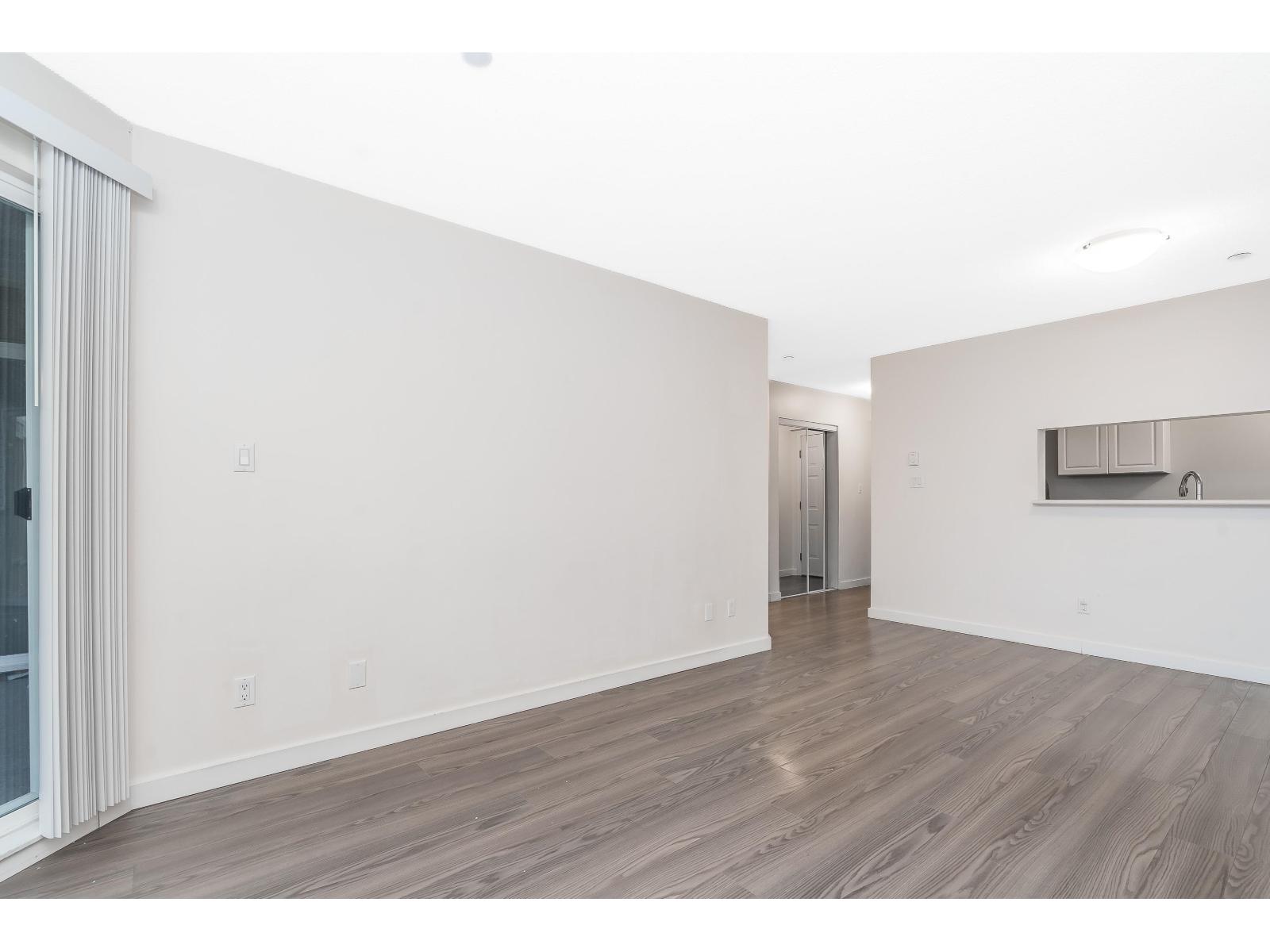 307 16137 83 Avenue, Surrey, British Columbia  V4N 0N1 - Photo 5 - R3113108