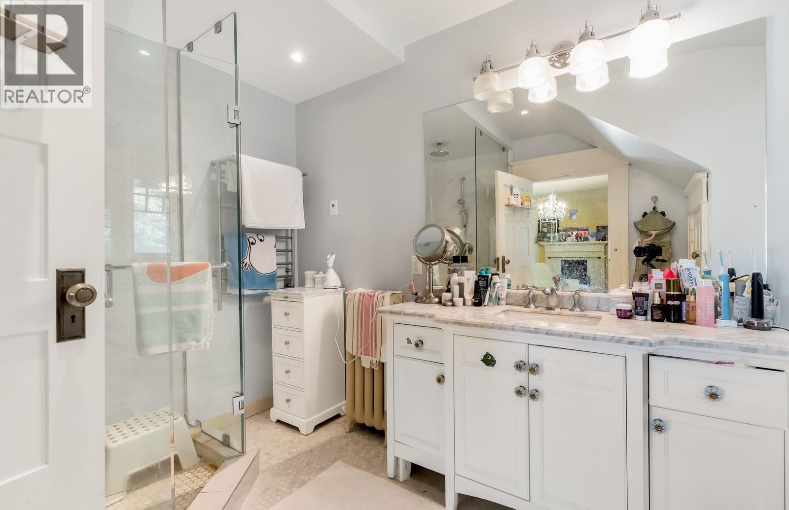 1670 W 49th Avenue, Vancouver, British Columbia  V6M 2S1 - Photo 12 - R3113425