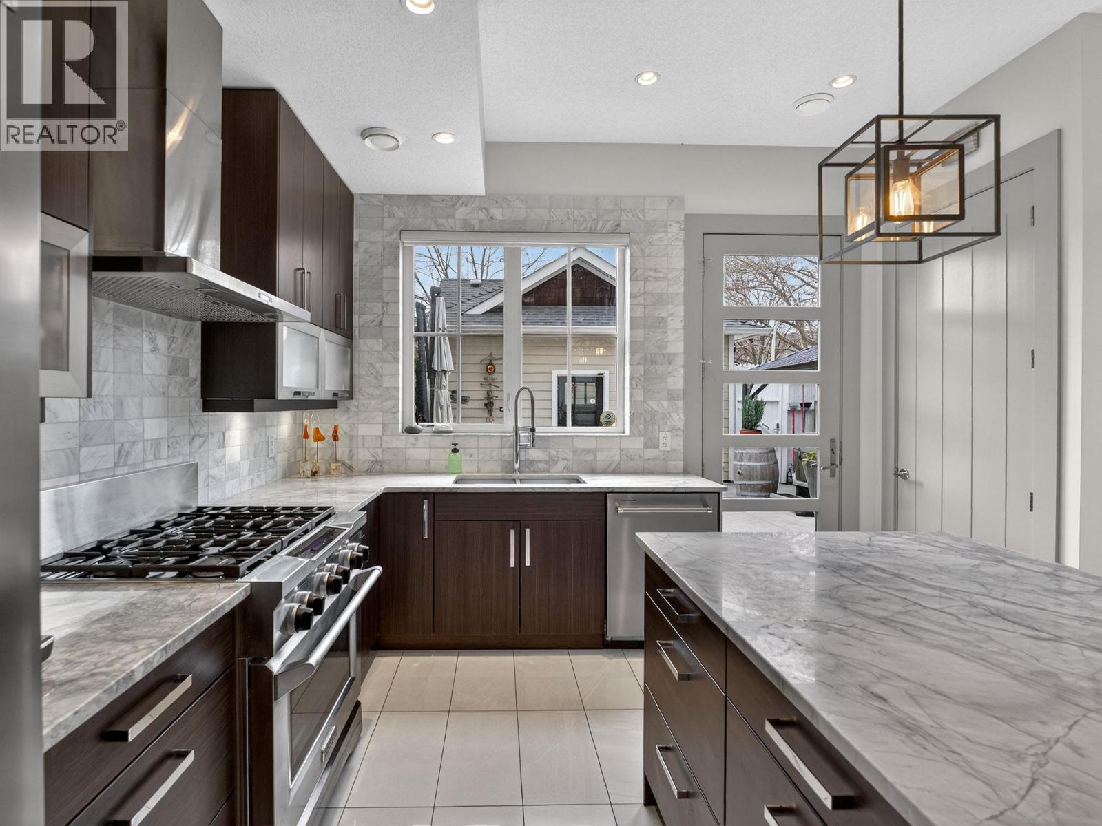 1900 Water Street, Kelowna, British Columbia  V1Y 1K6 - Photo 10 - 10378439