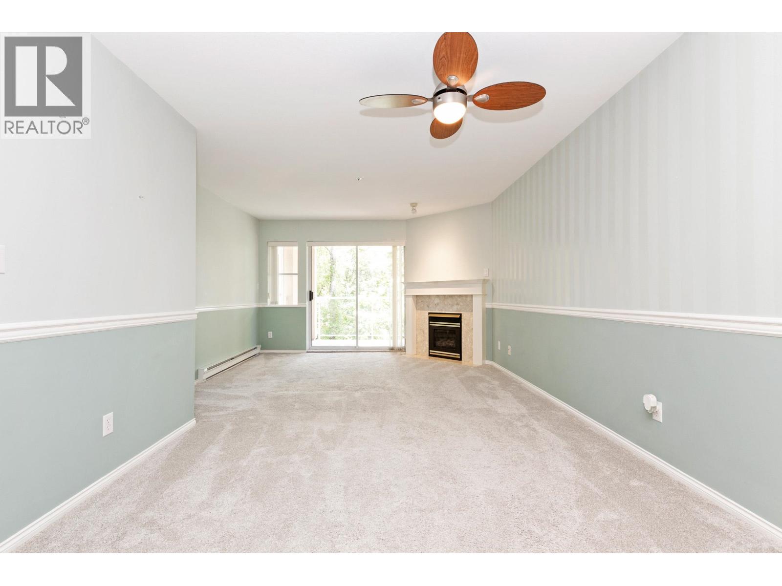 302 22722 Lougheed Highway, Maple Ridge, British Columbia  V2X 2V6 - Photo 4 - R3103794