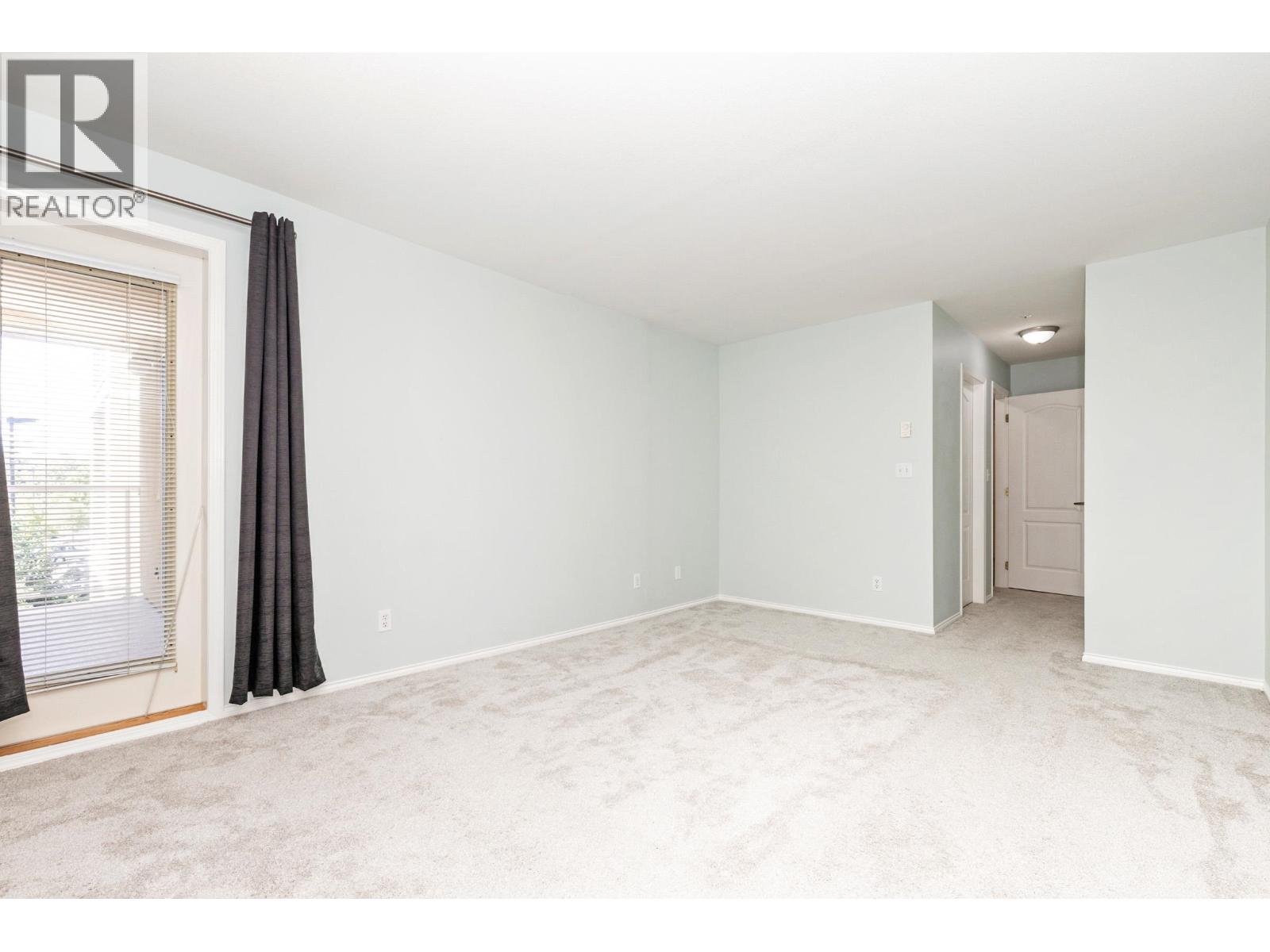 302 22722 Lougheed Highway, Maple Ridge, British Columbia  V2X 2V6 - Photo 22 - R3103794