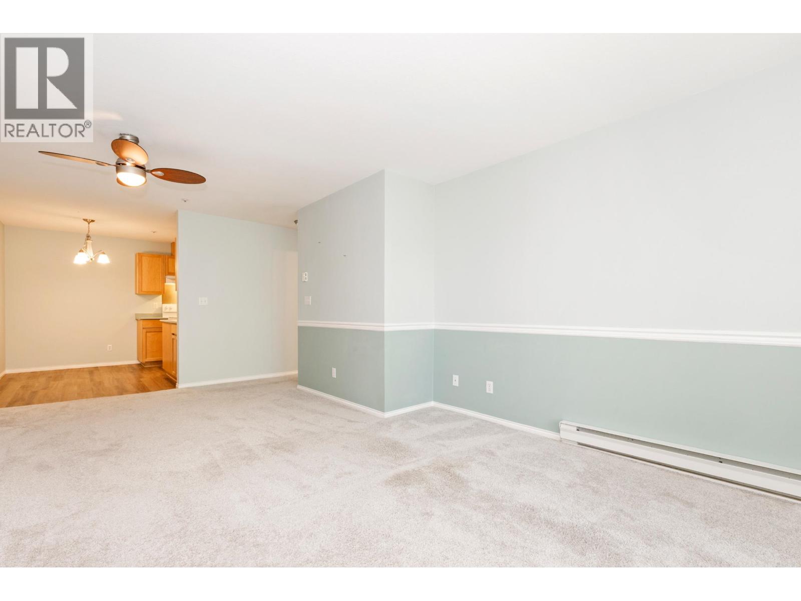 302 22722 Lougheed Highway, Maple Ridge, British Columbia  V2X 2V6 - Photo 9 - R3103794