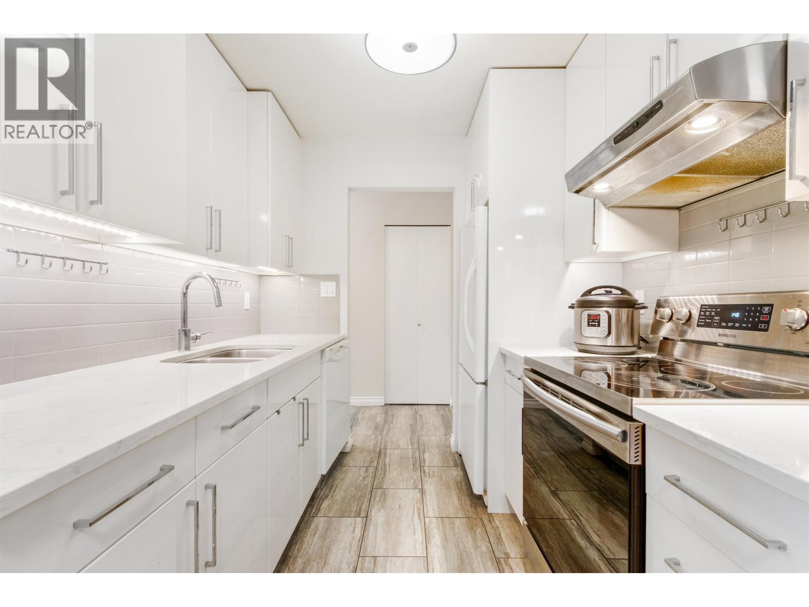 324 4373 Halifax Street, Burnaby, British Columbia  V5C 5Z2 - Photo 10 - R3101347