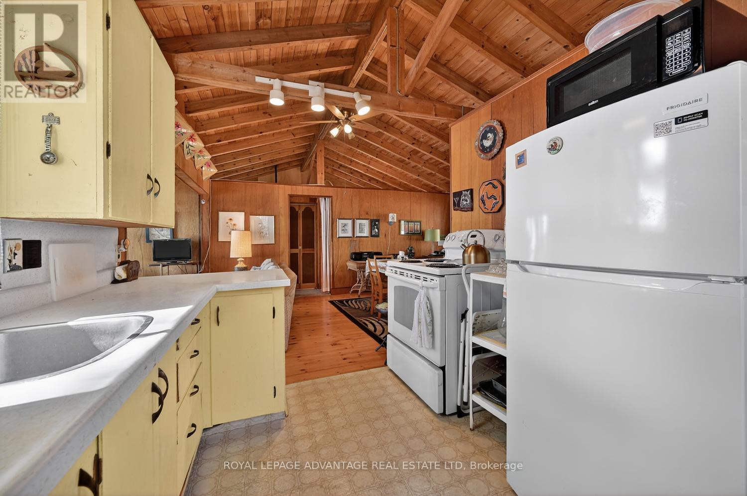 219 Hardy Lane, Tay Valley, Ontario  K7H 3C5 - Photo 9 - X13021912