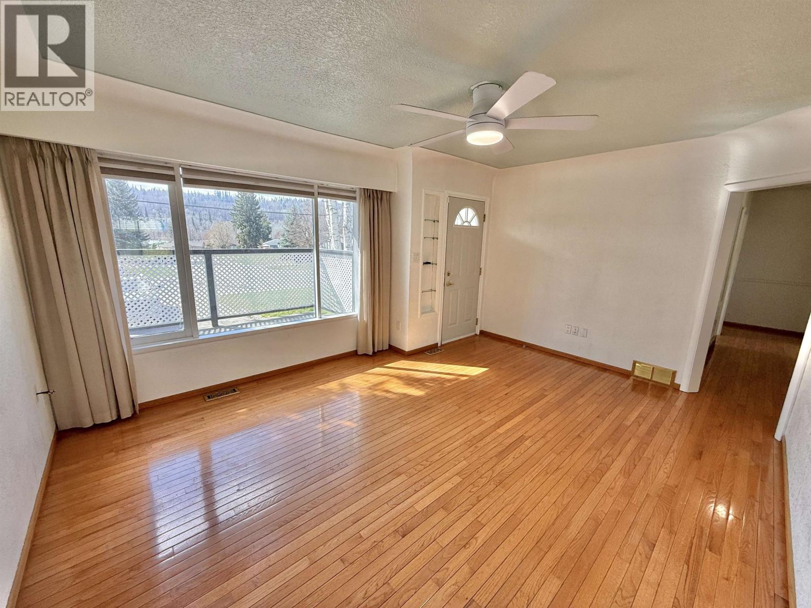 1001 Johnston Avenue, Quesnel, British Columbia  V2J 3B9 - Photo 6 - R3113587