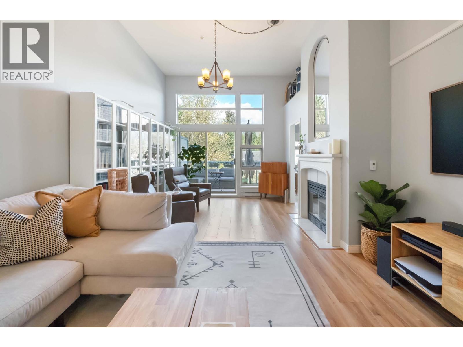 606 301 Maude Road, Port Moody, British Columbia  V3H 5B1 - Photo 1 - R3113348