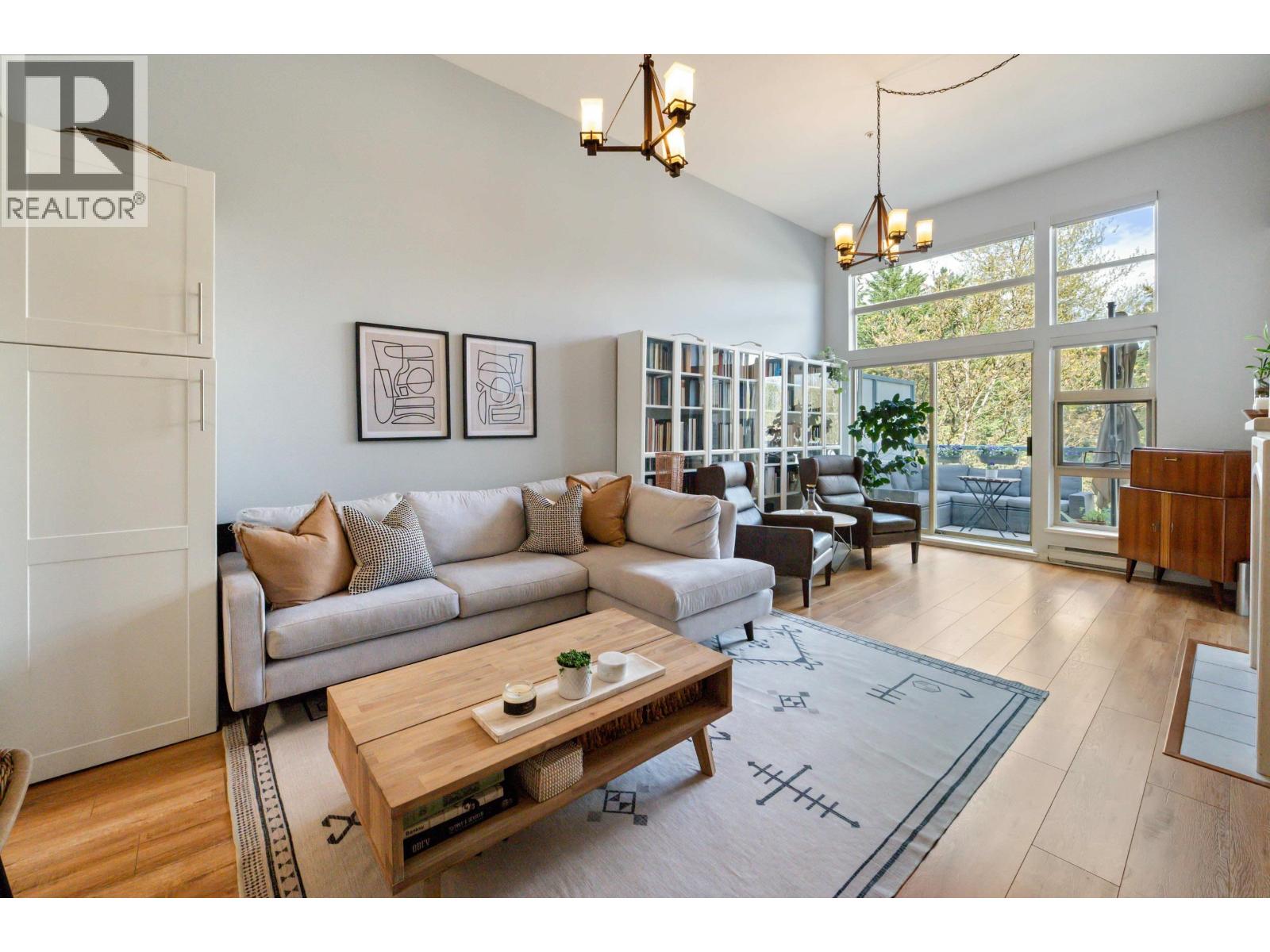 606 301 Maude Road, Port Moody, British Columbia  V3H 5B1 - Photo 2 - R3113348