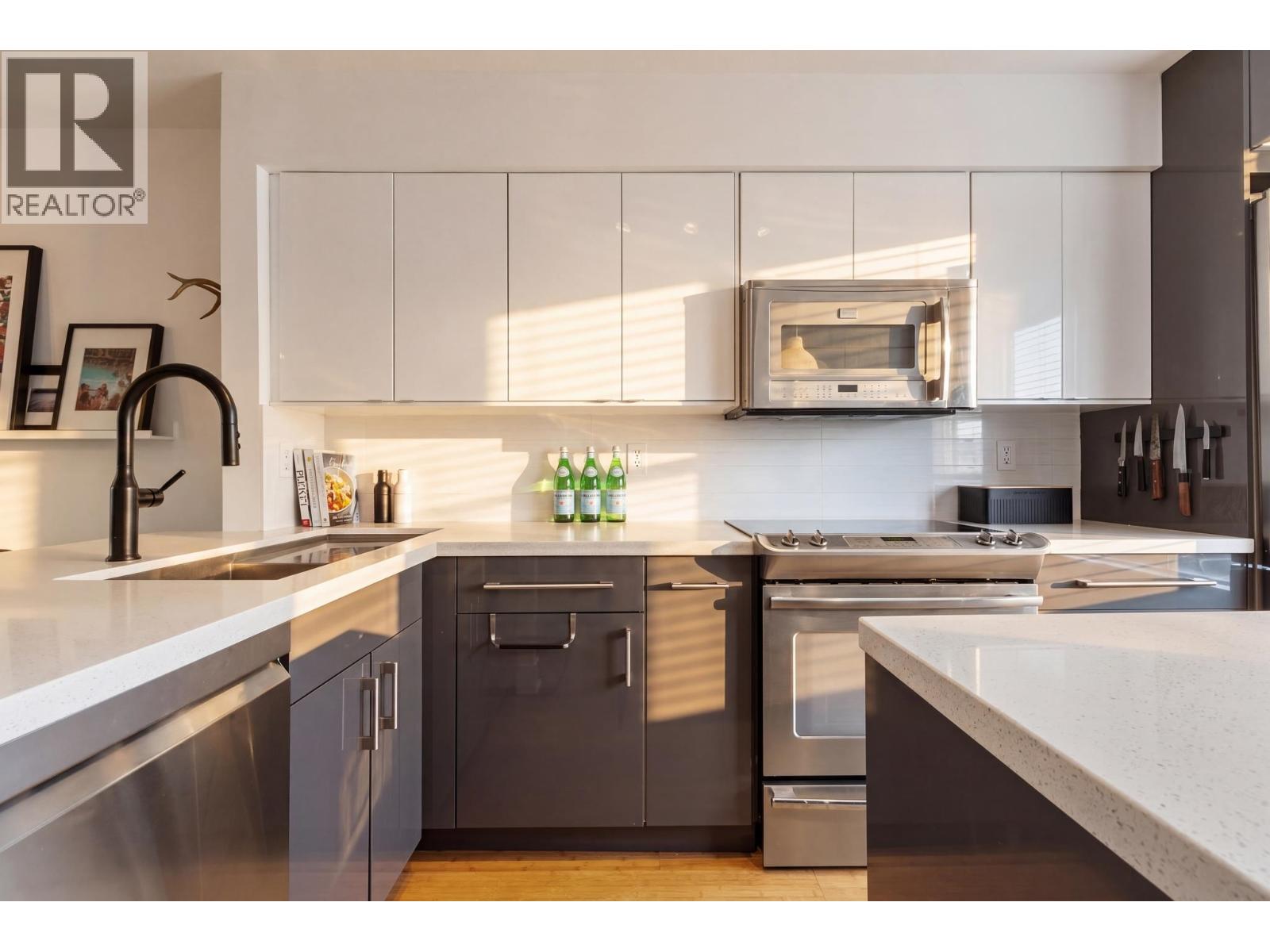 301 2688 Watson Street, Vancouver, British Columbia  V5T 4T6 - Photo 13 - R3113462