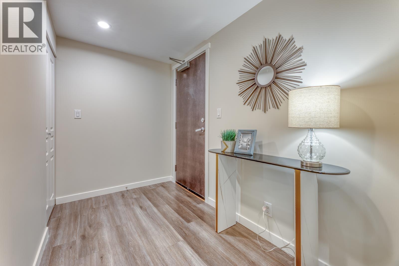 403 3100 Windsor Gate, Coquitlam, British Columbia  V3B 0P3 - Photo 20 - R3113469