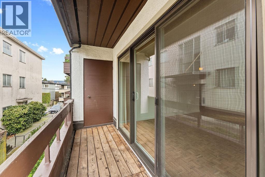 305 2025 W 2nd Avenue, Vancouver, British Columbia  V6J 1J6 - Photo 18 - R3113470