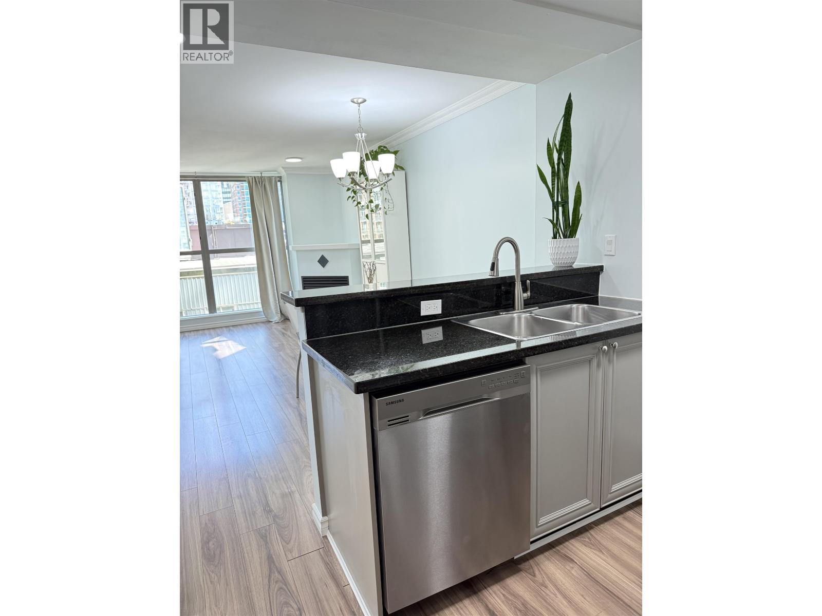 502 928 Richards Street, Vancouver, British Columbia  V6B 6P6 - Photo 14 - R3113471