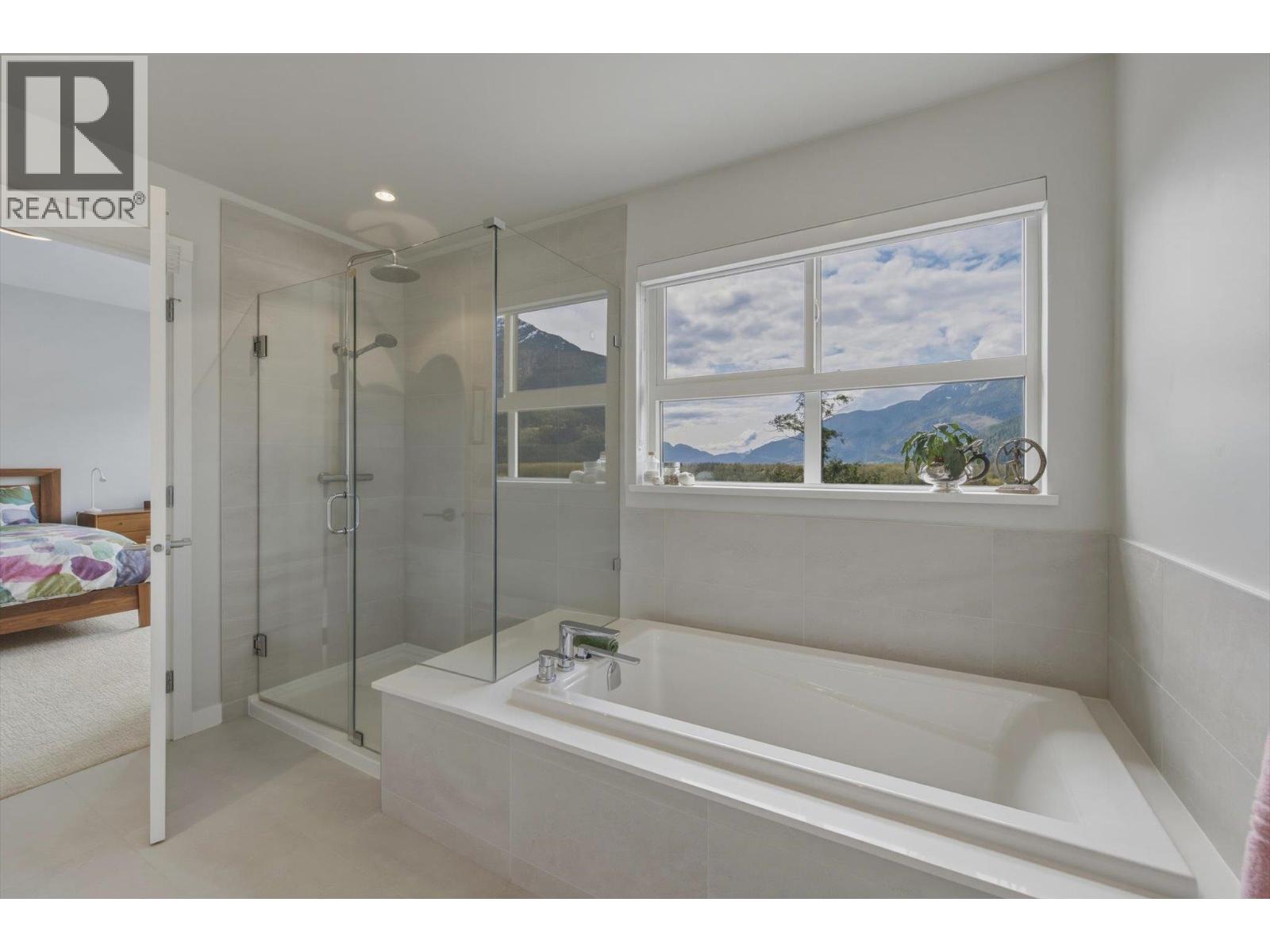 41235 Highline Place, Squamish, British Columbia  V8B 1C2 - Photo 25 - R3113479