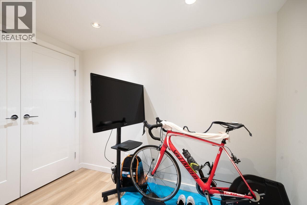 2063 W 10th Avenue, Vancouver, British Columbia  V6J 0H1 - Photo 16 - R3113485