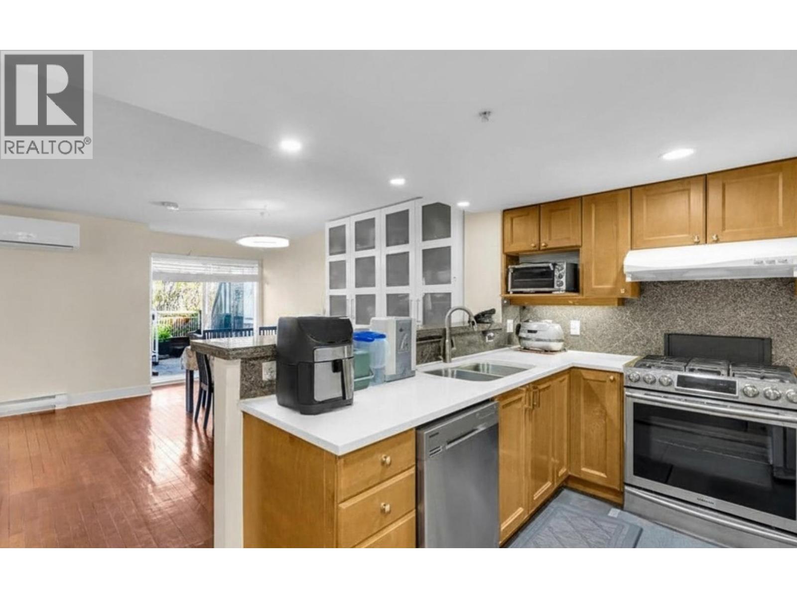 206 2071 W 42nd Avenue, Vancouver, British Columbia  V6M 2B4 - Photo 10 - R3113506