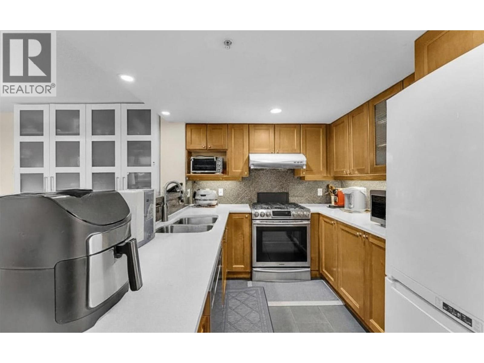 206 2071 W 42nd Avenue, Vancouver, British Columbia  V6M 2B4 - Photo 11 - R3113506