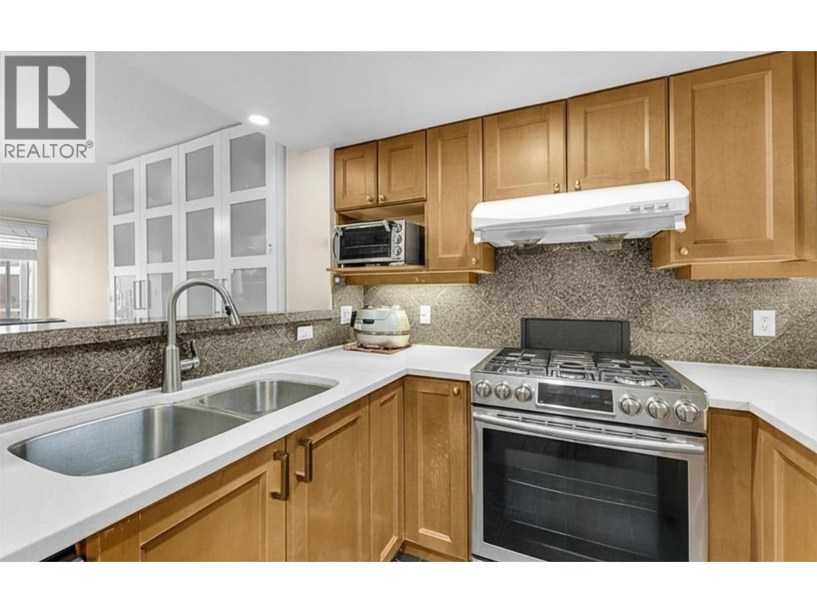 206 2071 W 42nd Avenue, Vancouver, British Columbia  V6M 2B4 - Photo 12 - R3113506