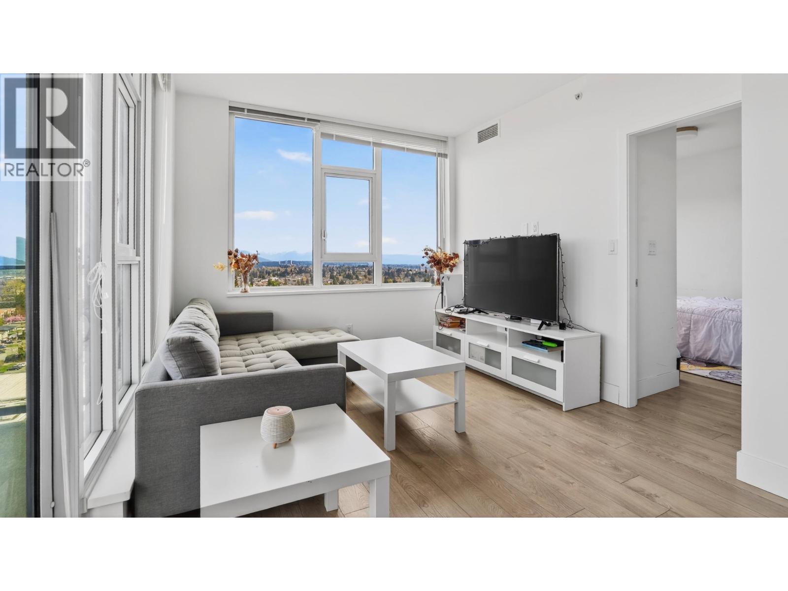 2205 7303 Noble Lane, Burnaby, British Columbia  V3N 0H2 - Photo 11 - R3113519