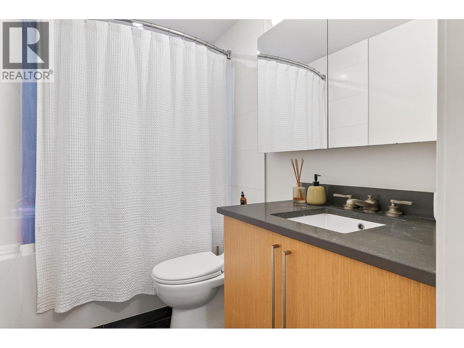 904 251 E 7th Avenue, Vancouver, British Columbia  V5T 0B9 - Photo 14 - R3113521