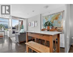 417 221 UNION STREET, Vancouver, British Columbia