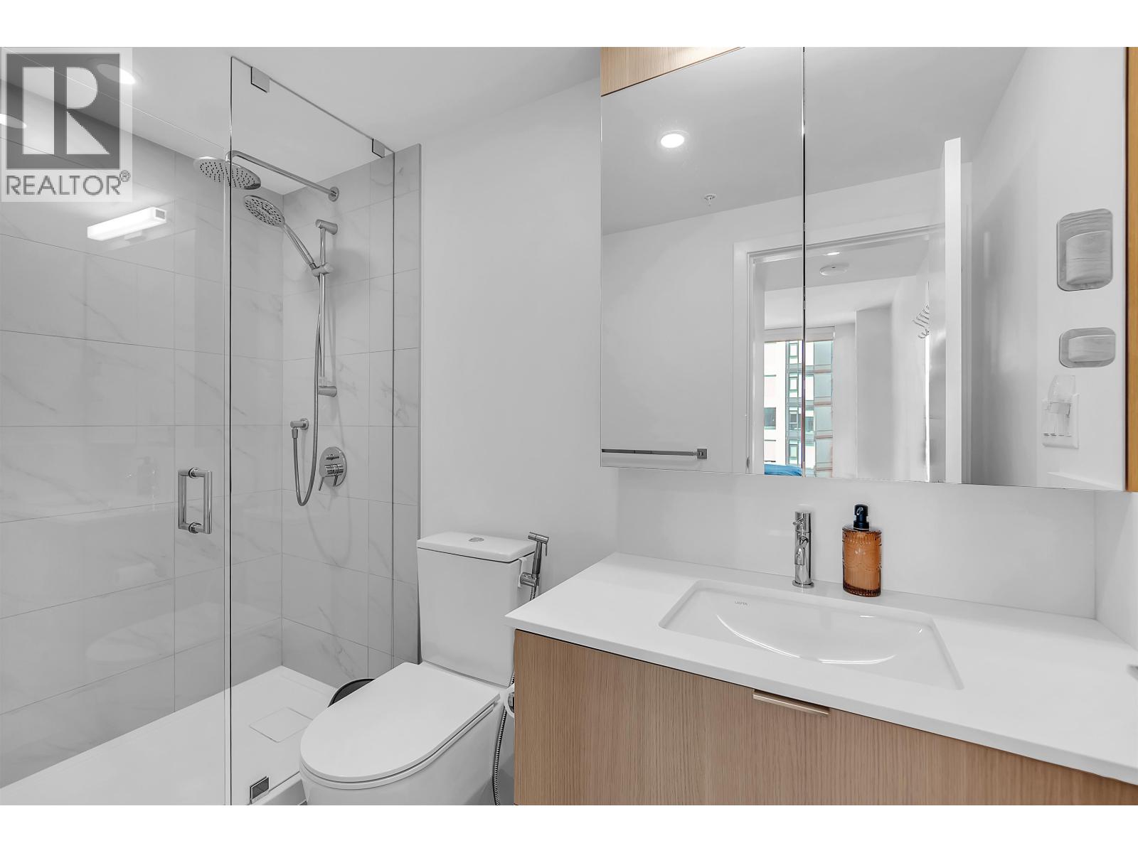 1604 308 Alderson Avenue, Coquitlam, British Columbia  V3K 0J2 - Photo 15 - R3113542