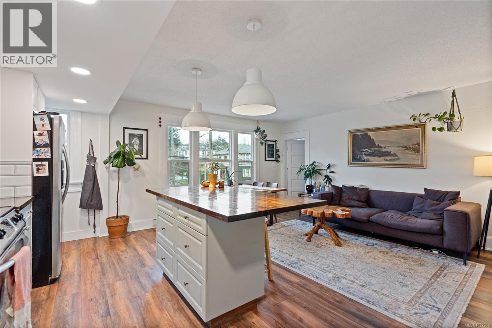 320 Moss St, Victoria, British Columbia  V8V 4M9 - Photo 12 - 1032302