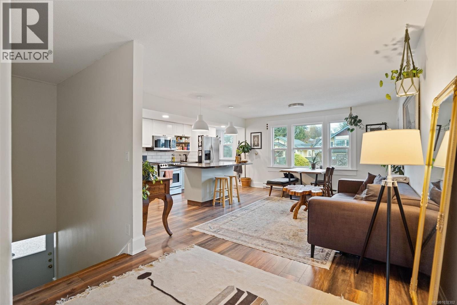 320 Moss St, Victoria, British Columbia  V8V 4M9 - Photo 8 - 1032302