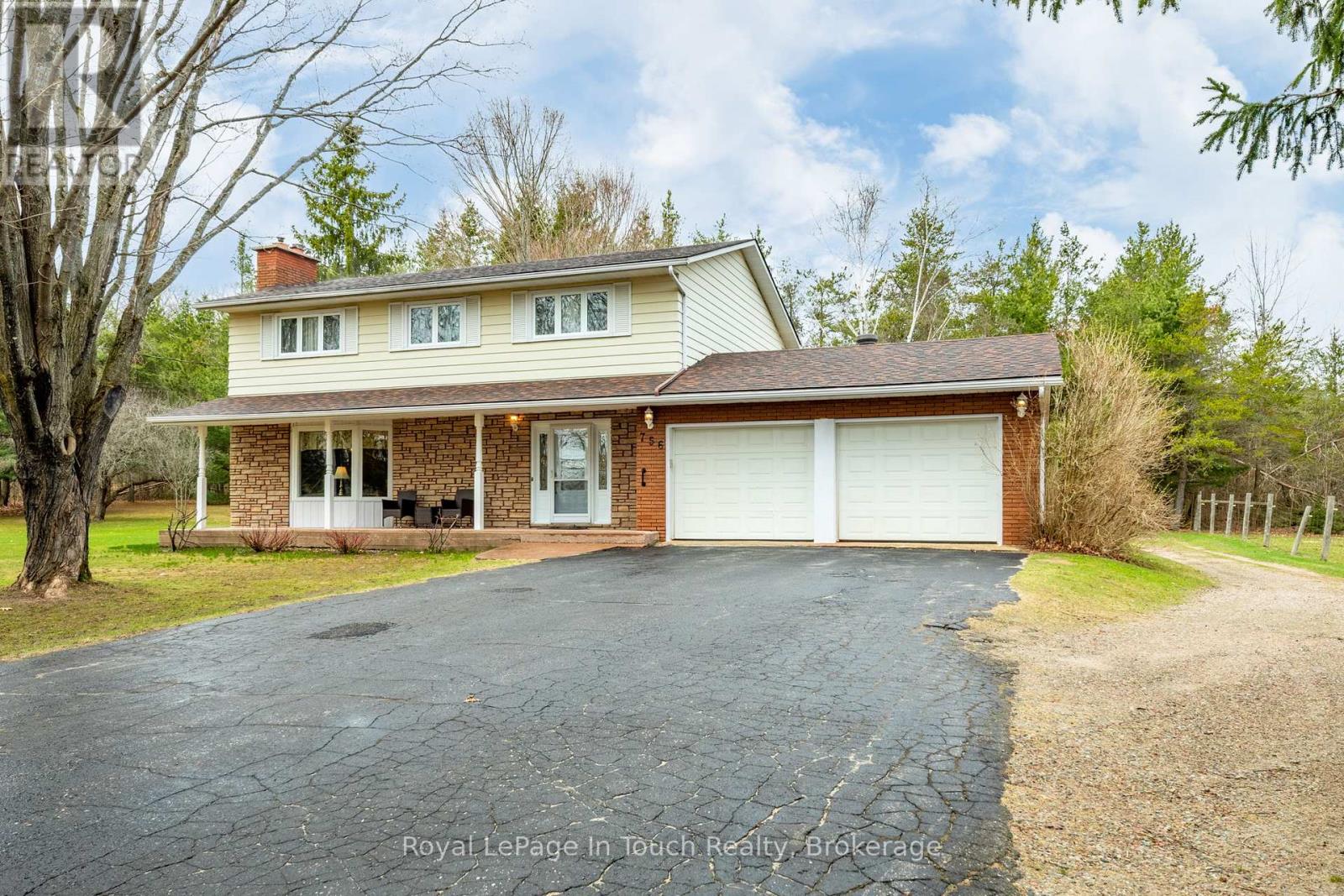 756 CHAMPLAIN ROAD, Tiny, Ontario