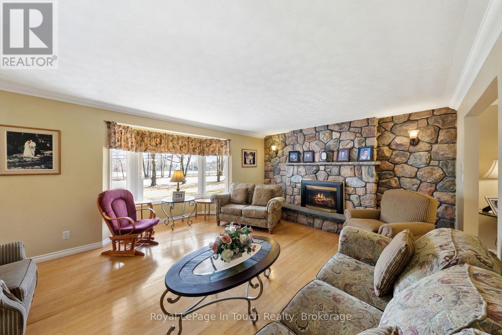 756 Champlain Road, Tiny, Ontario  L9M 0C2 - Photo 21 - S13021962