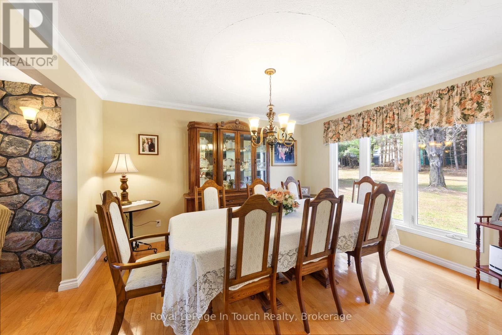 756 Champlain Road, Tiny, Ontario  L9M 0C2 - Photo 23 - S13021962