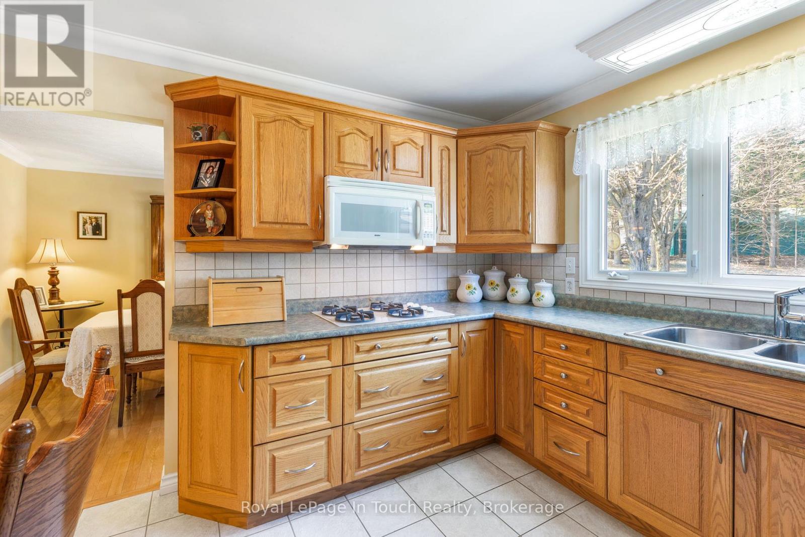 756 Champlain Road, Tiny, Ontario  L9M 0C2 - Photo 25 - S13021962