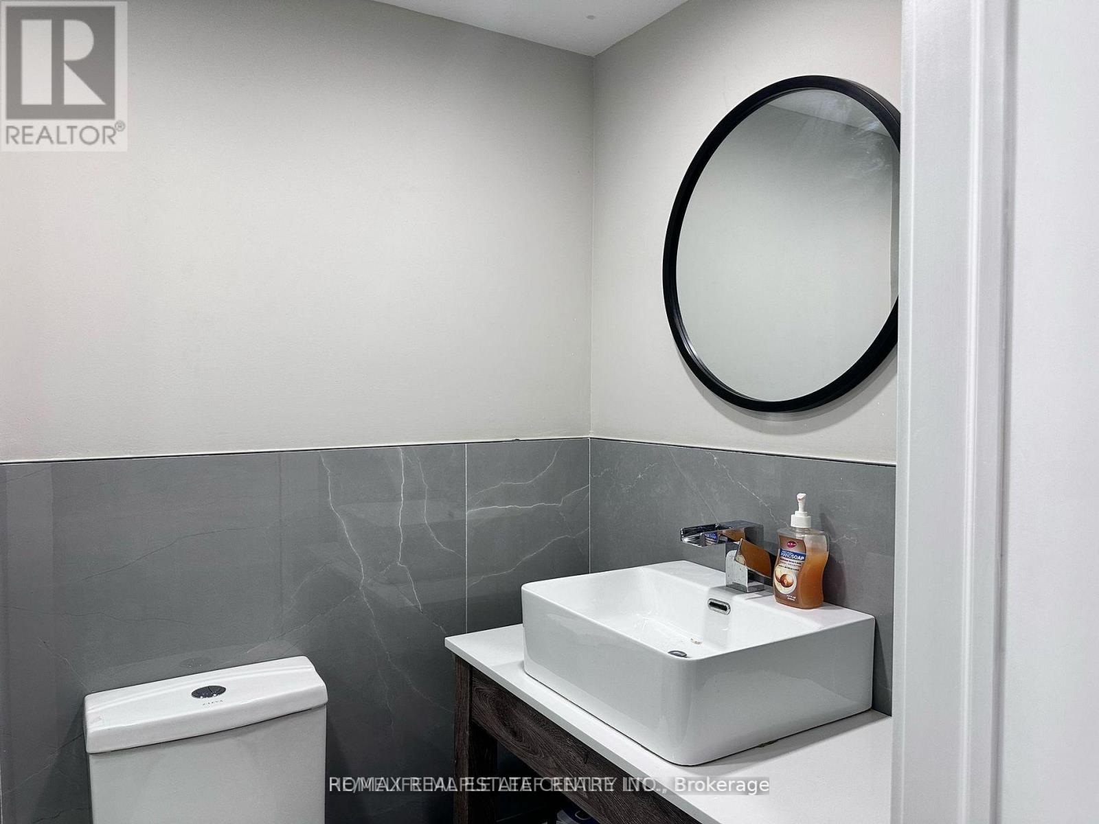 1174 Enchanted Crescent, Pickering, Ontario  L1X 0G9 - Photo 6 - E12899690