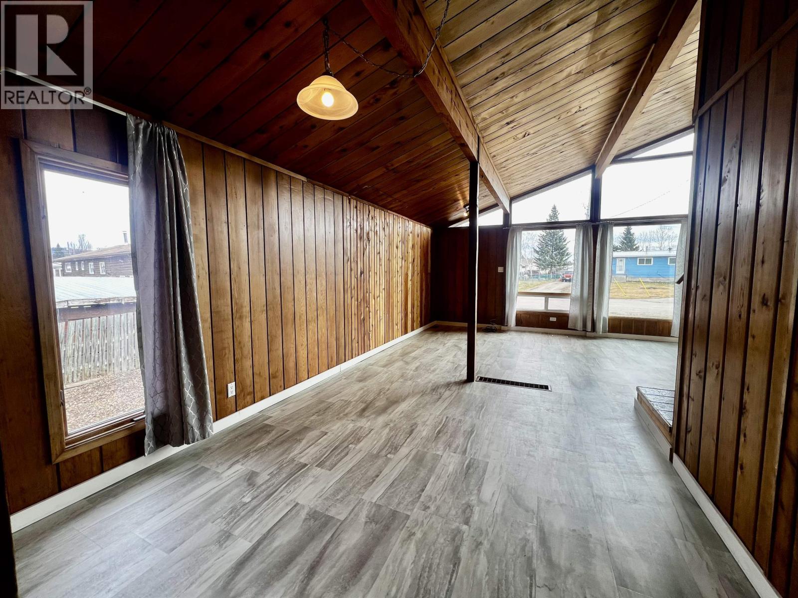 414 Endako Place, Fraser Lake, British Columbia  V0J 1S0 - Photo 7 - R3113155